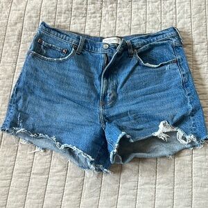 Abercrombie mom shorts